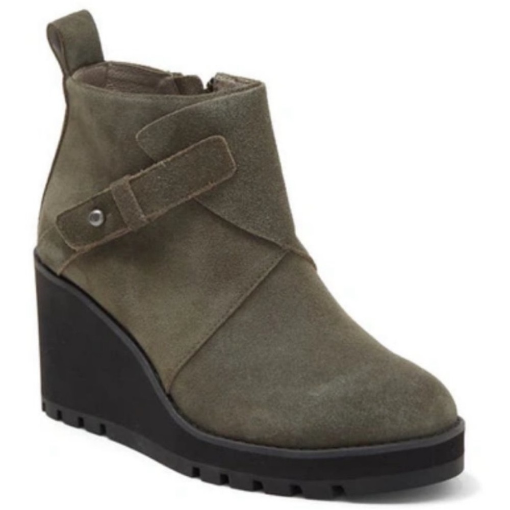 Eileen Fisher tinker wedge suede bootie In Dark Moss size 6.5‎ M, B 237
